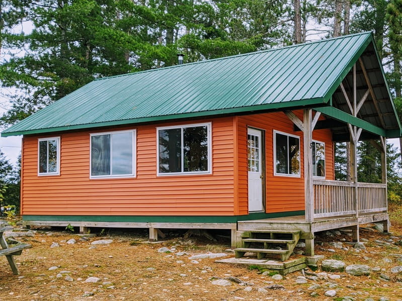 Island Outpost - Lake Ogascanan cabin 5